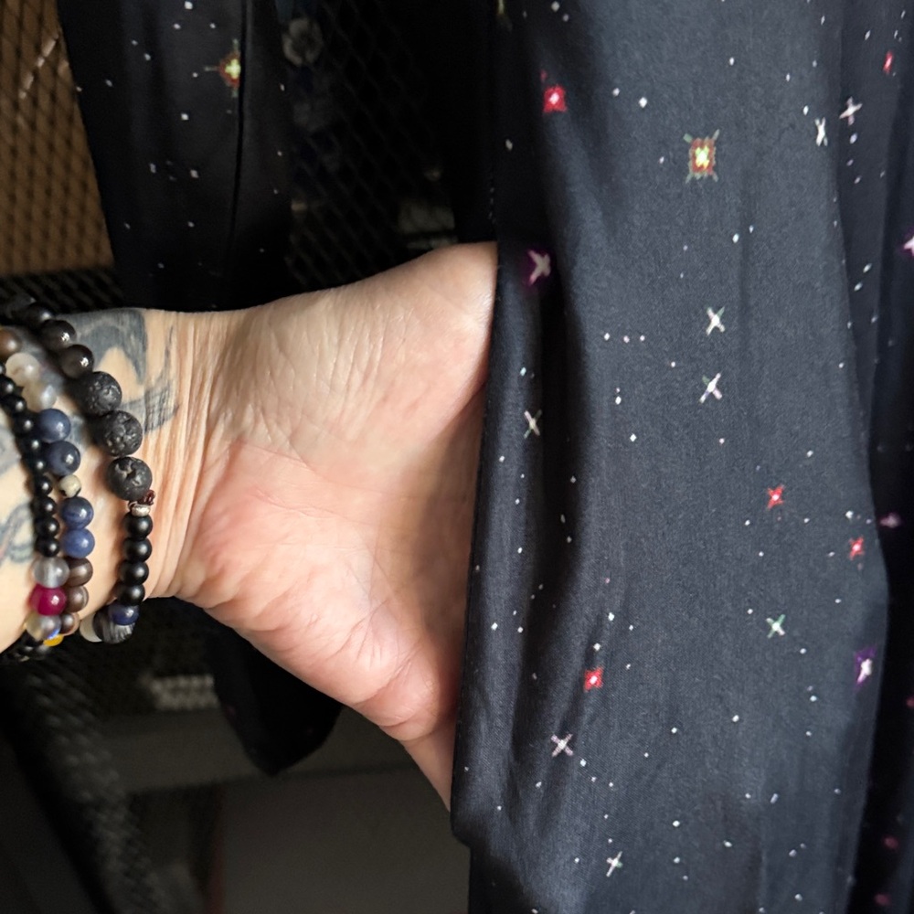Elegant Black Starry Dress - Picture 4 of 6